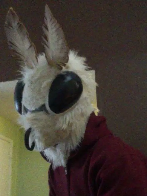 doggy454의 나를 몰래 쫓아오는 나방인간