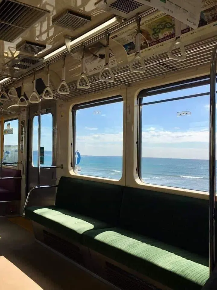 Ilovelimbus의 ⛈️ 列車。