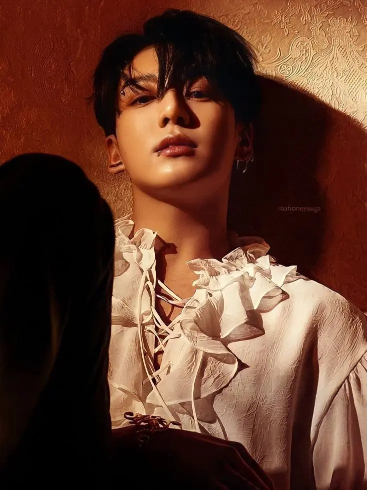 WornQuoll0512의 °•JK Vampire•°