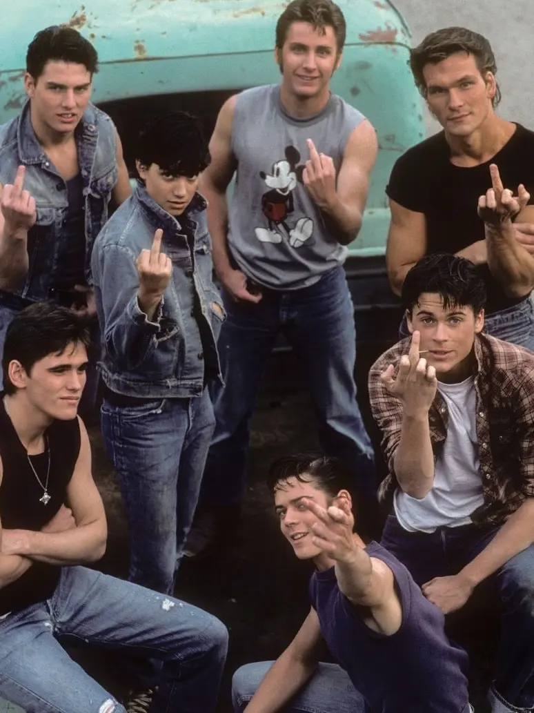 ModestBat8534의 The outsiders movie accurate