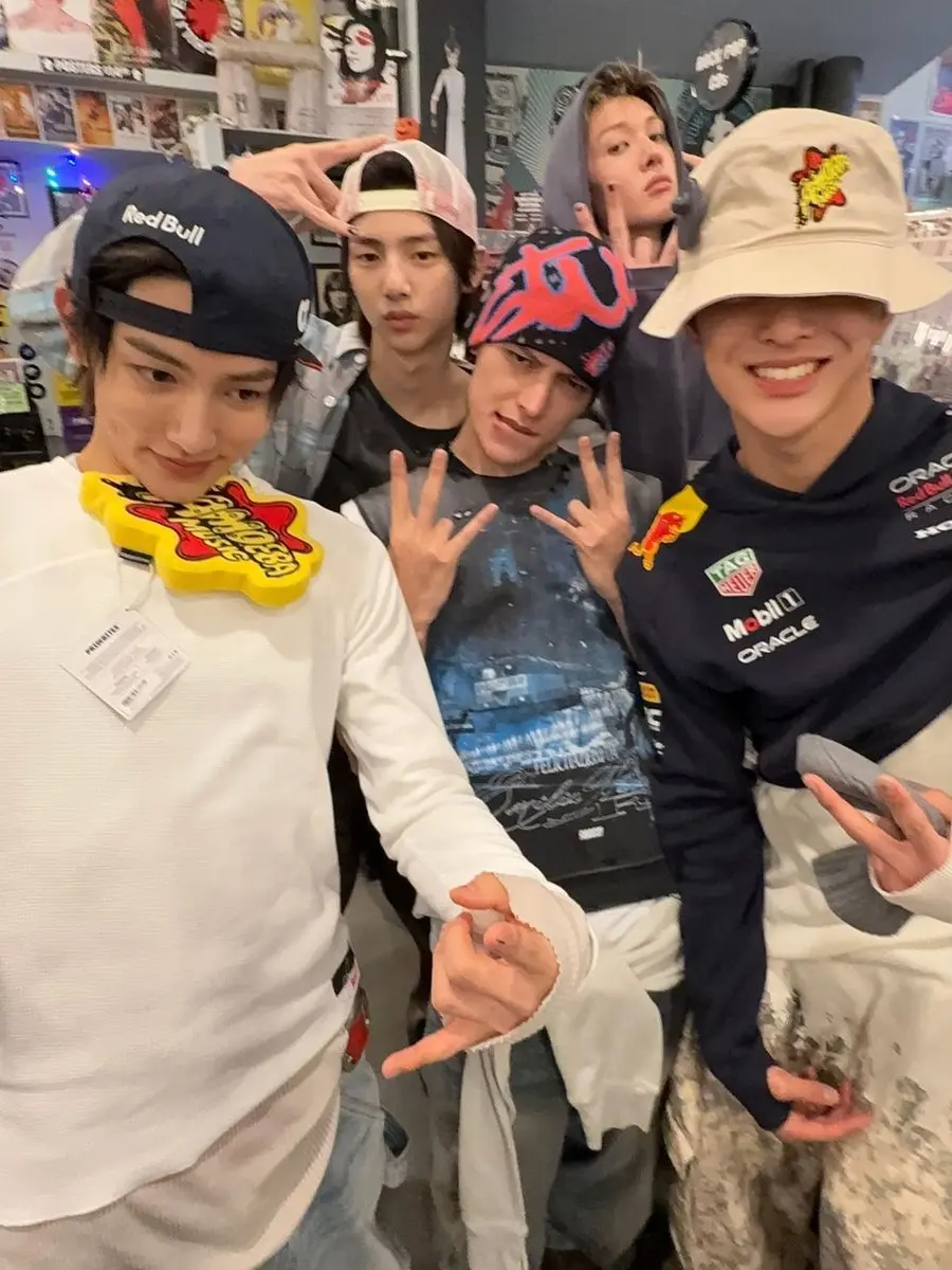MaroonPika2047의 New Be:lift group?