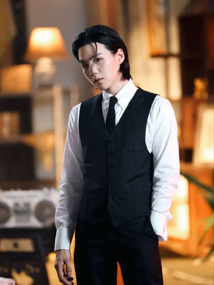 LilacsLavender23의 Professor Min Yoongi