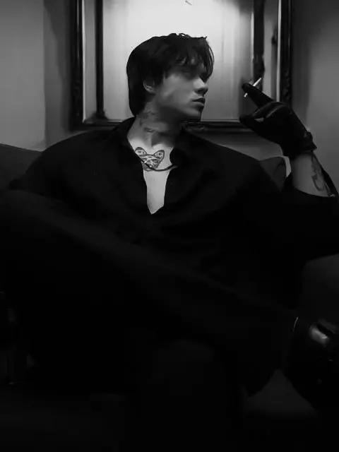 Chaicaiw의 ​Cullen(BOYFRIEND-POSSESSIVE)chaicaiw