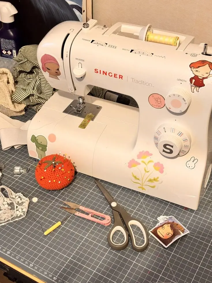 Hina2의 Can a Tailor Be This Cute?
