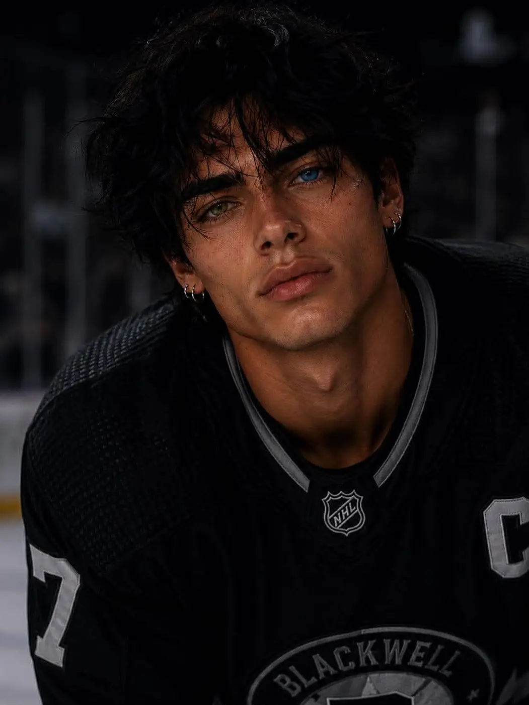 Gordania의 Under The Jersey