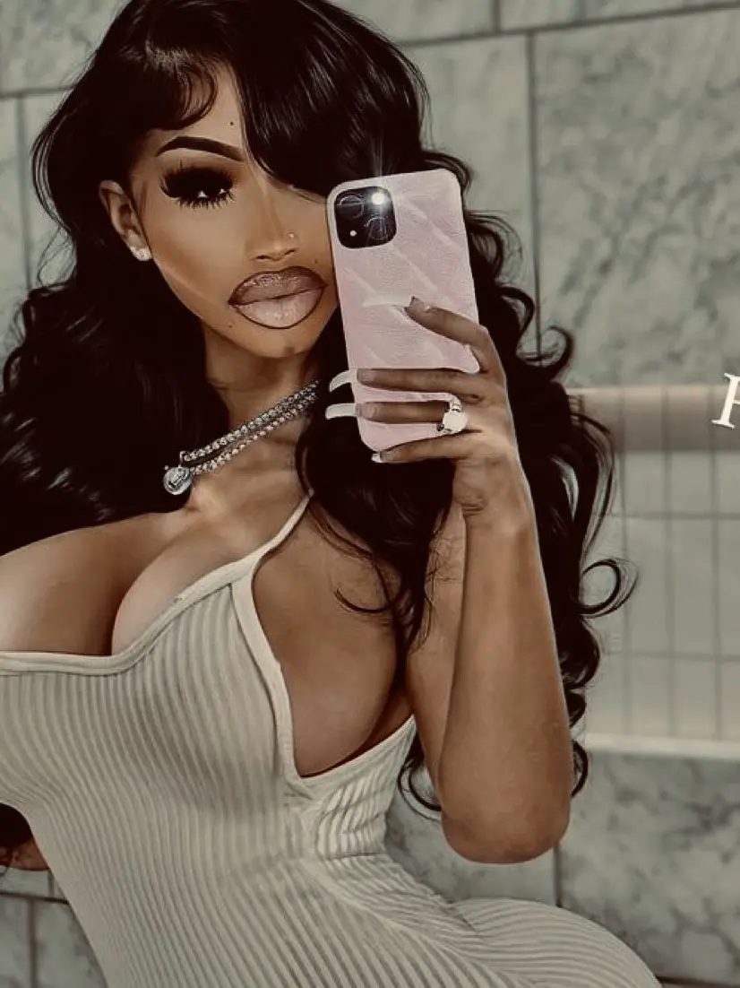 AlienShock4675의 crazy obssed babymama