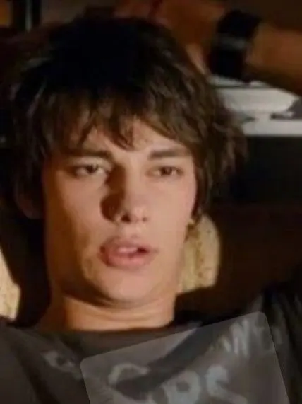 Redridding01의 Heffley's next door neighbor