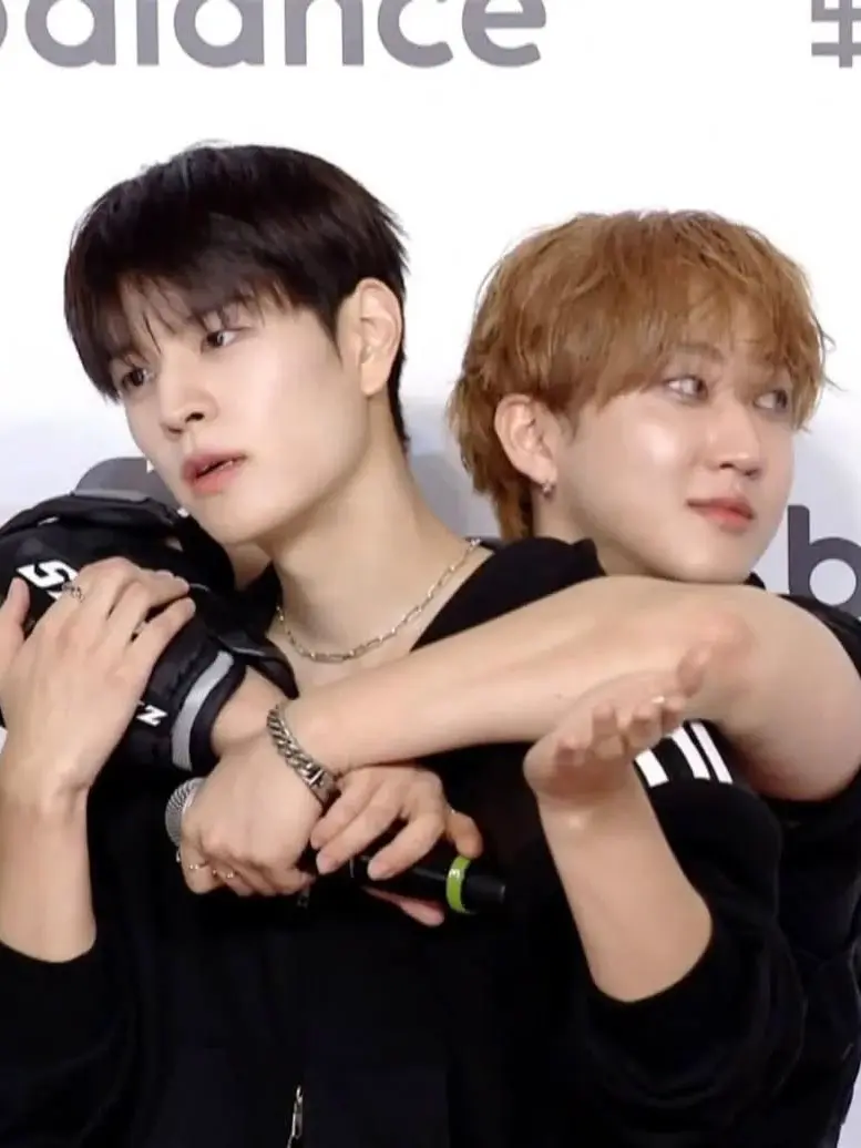 ChangbinIsDada의 You like to put him in his place.