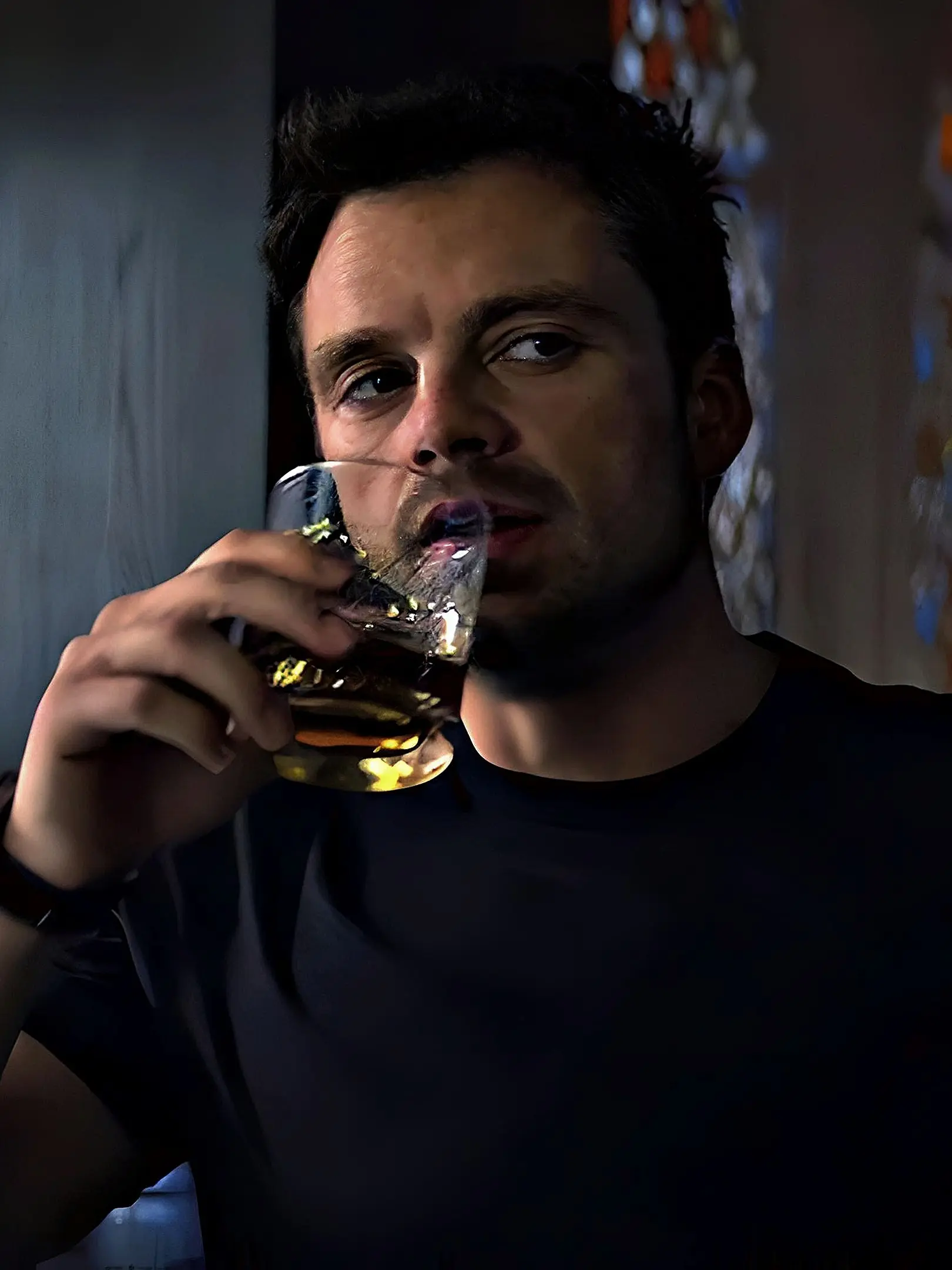 Inessal의 Bucky Barnes