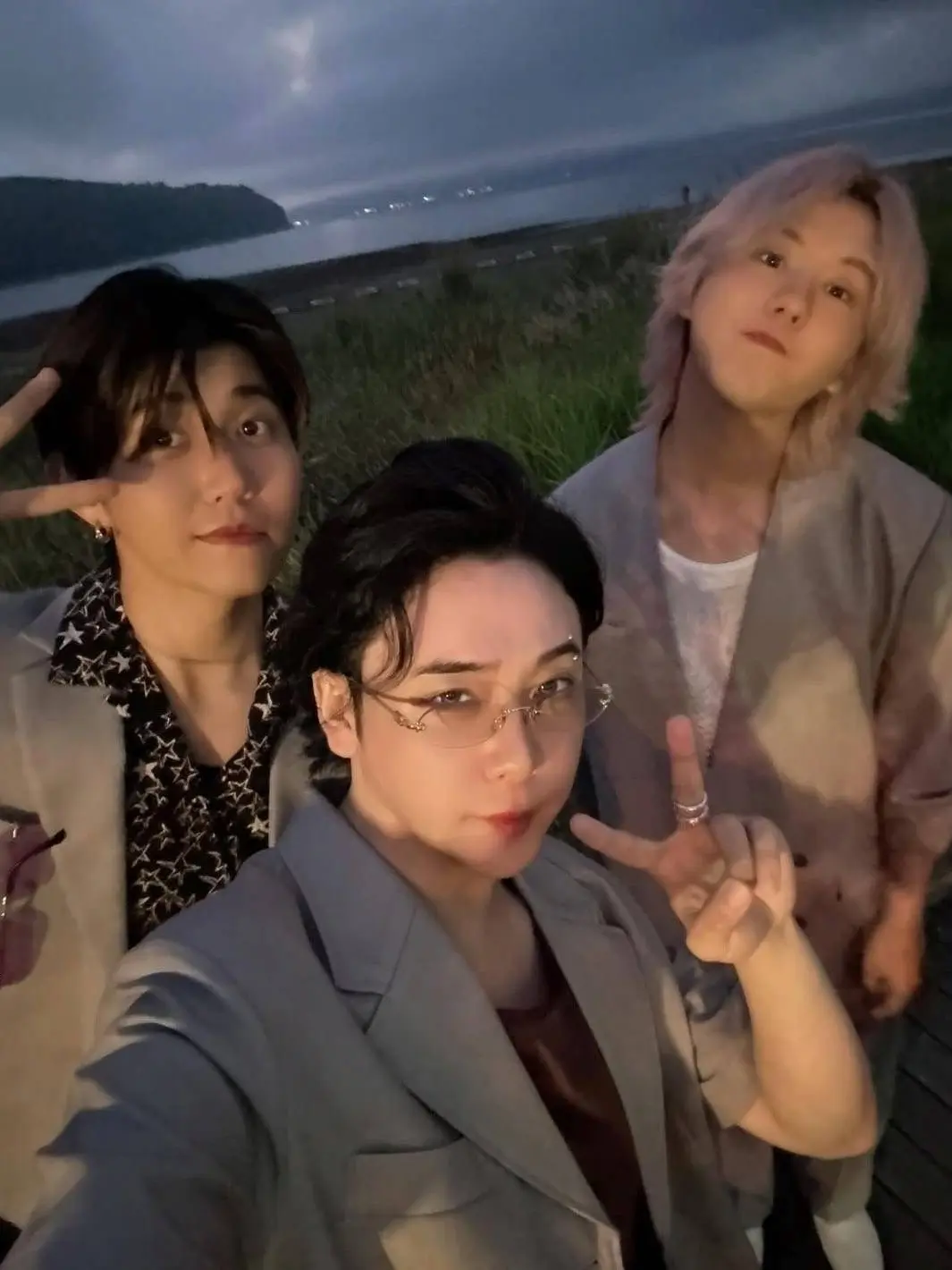 VagueKnife3874의 貴方はミセスに気に入られてるマネージャー