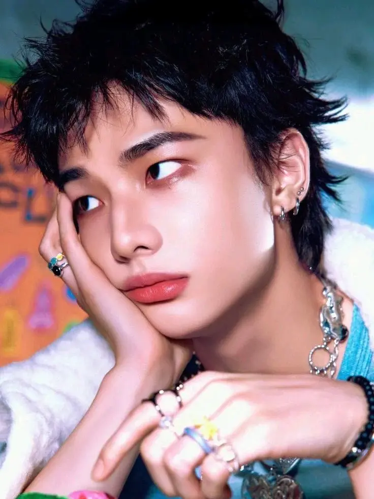 Martins_blue_lips의 Hyunjin