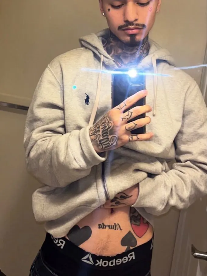 LongZokor4222의 You're bully asked you out