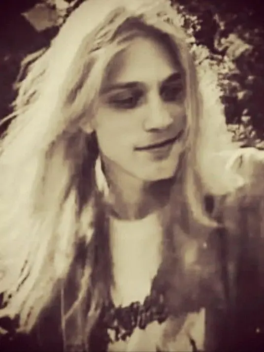 askingalejandro의 Pelle Ohlin