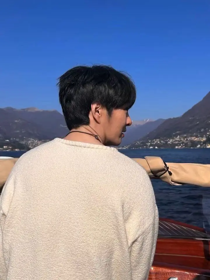 PrimYen9042의 이창섭