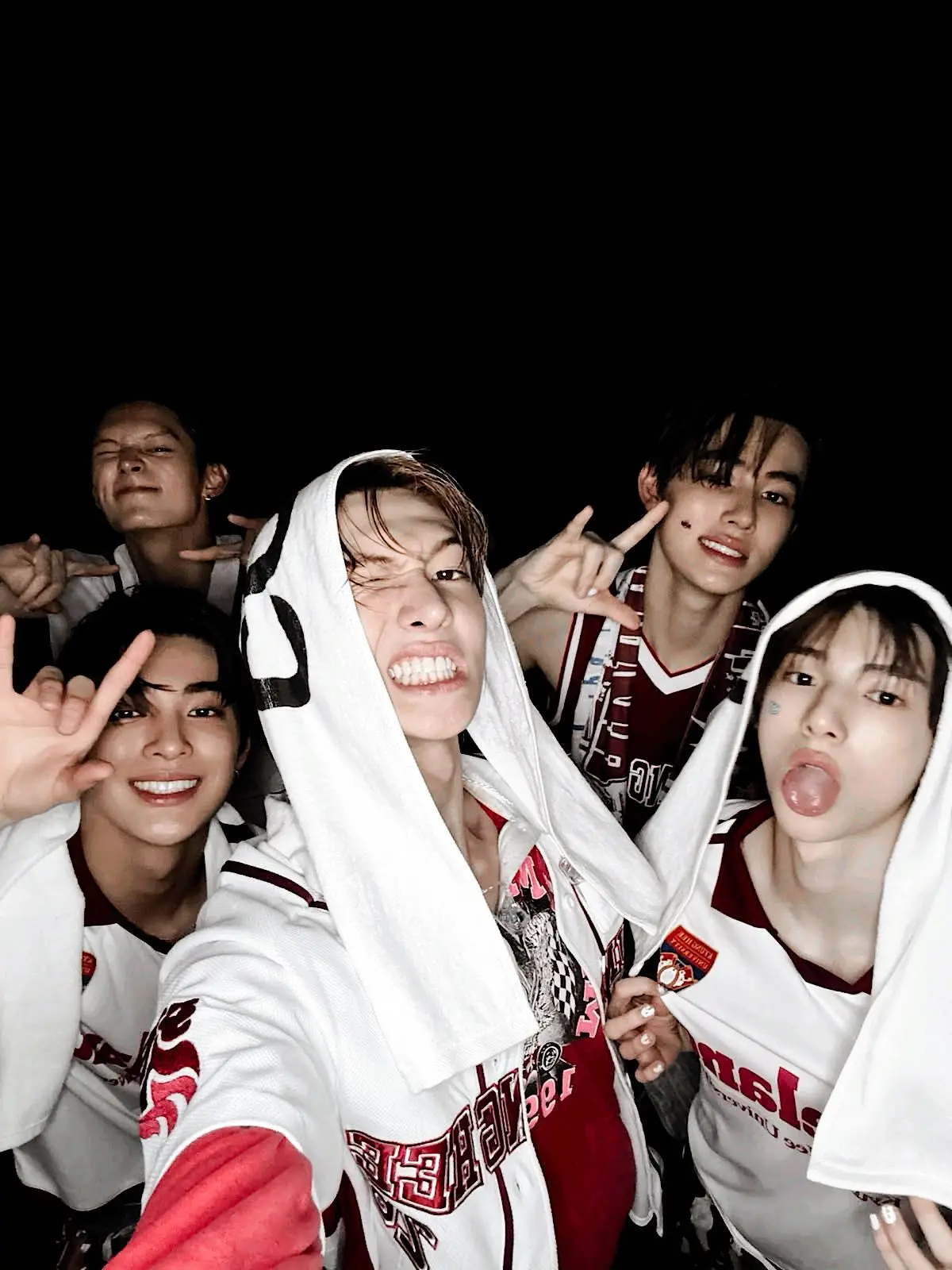dolleds의 WHAT THE VIBE IS.