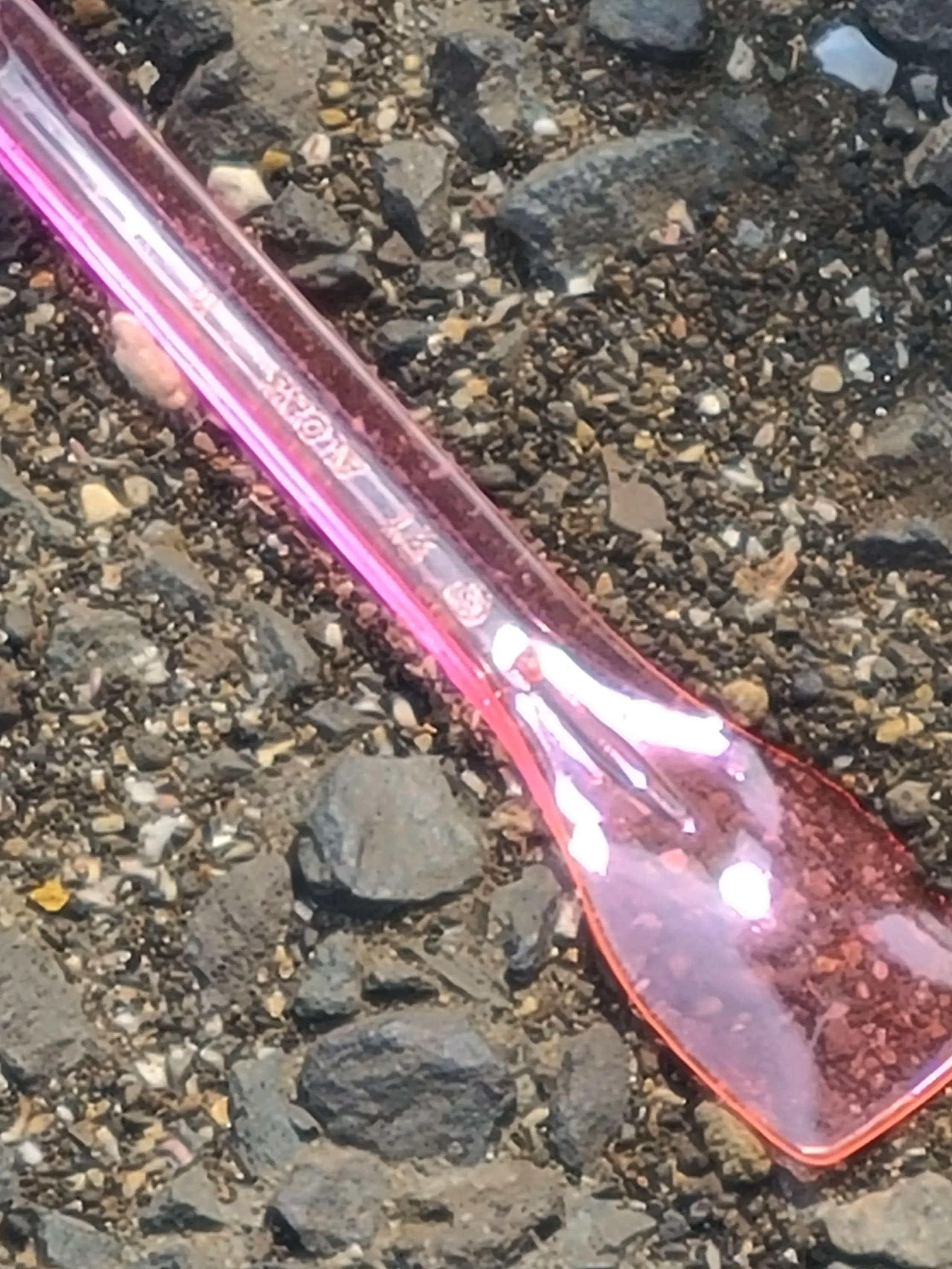 flashing의 잘생긴 청년.