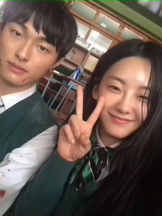 PaddedCrisp6563의 지금우리학교는