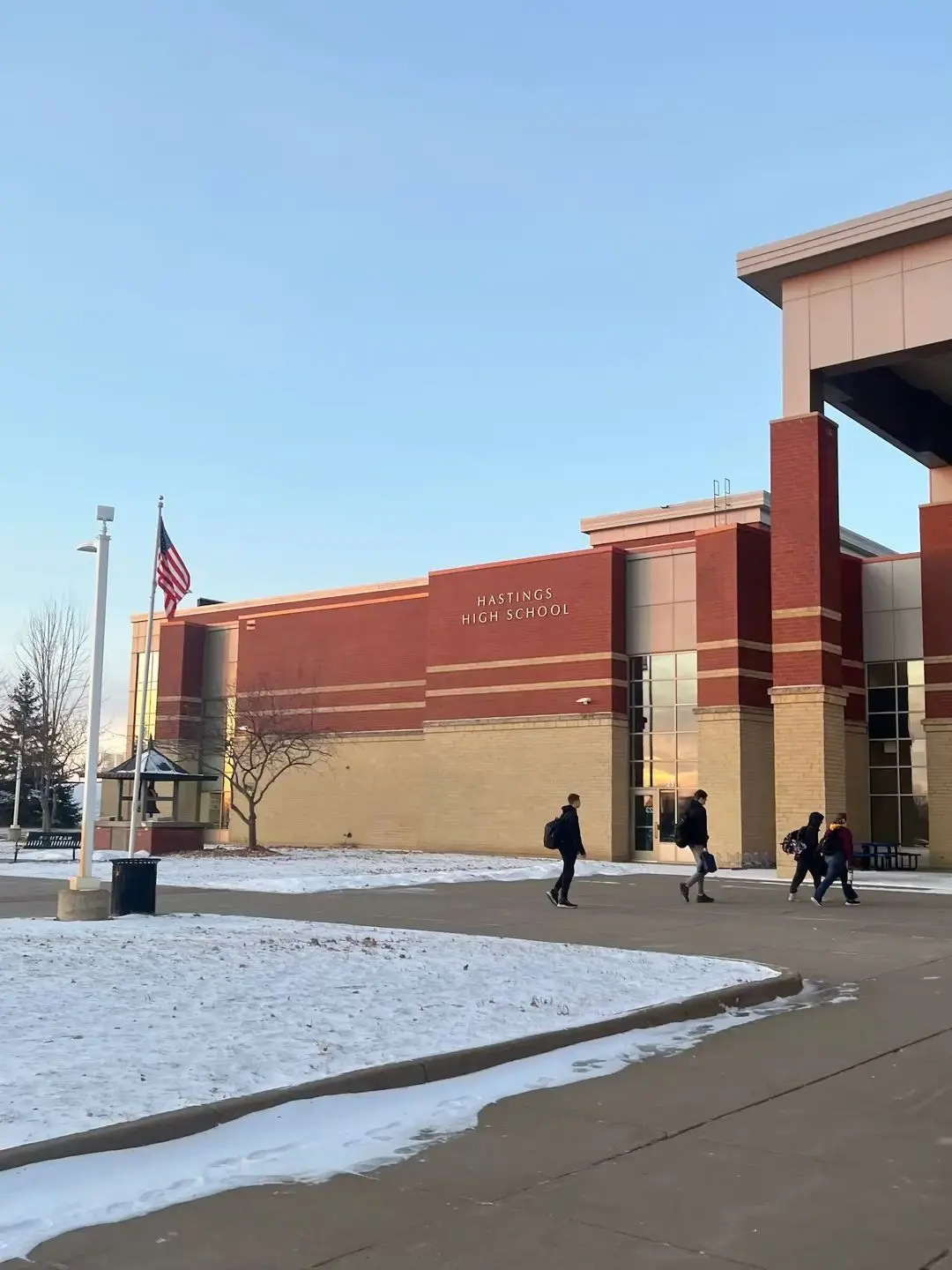 DampFossa3940의 School 🏫