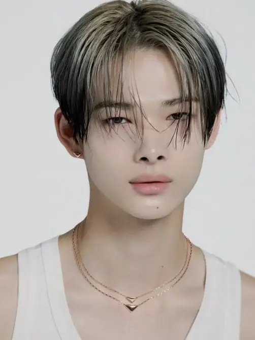 Wonheeillitcutiepatootie의 Idol x idol……………………………………………………………………………………..