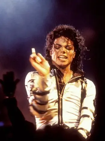 Michaeljacksonsgirl의 Quiet neighbor.
