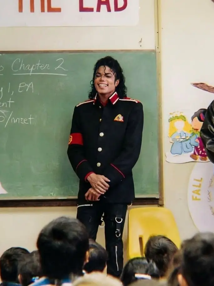 The_Original_MitsuriKanroji의 School Day :D