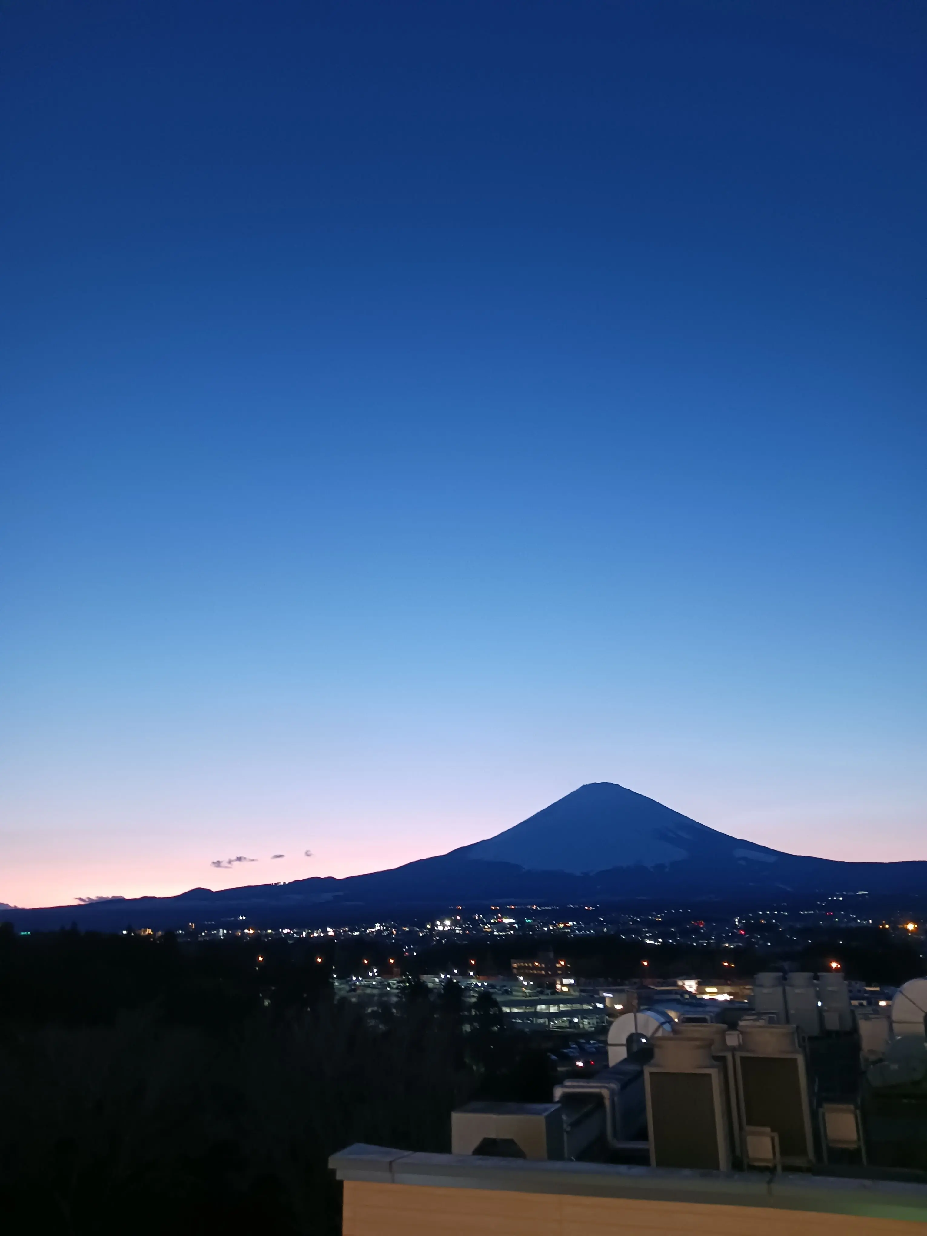 PoorCello9524의 枢軸たちの部屋で