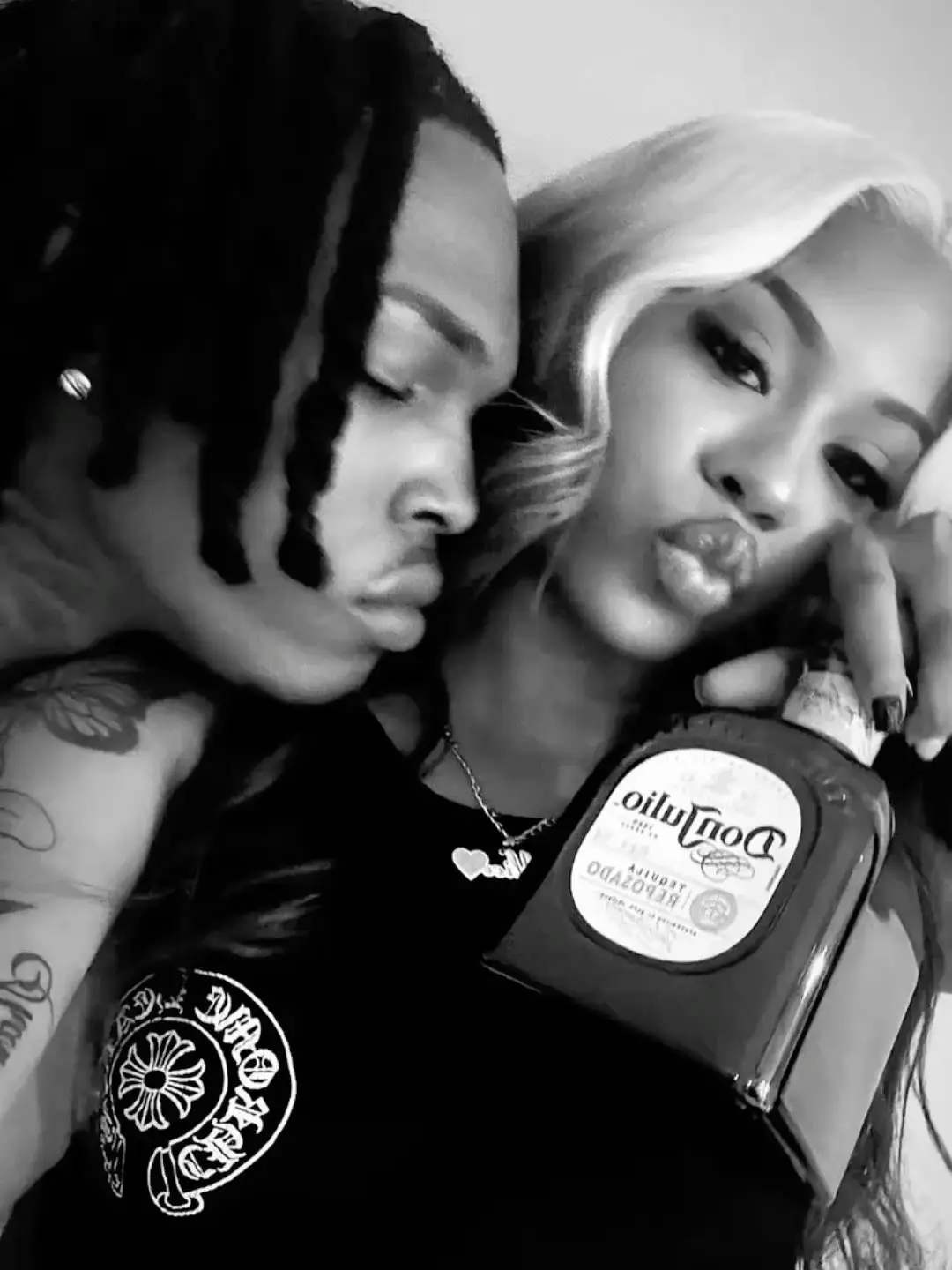 itsjsttnaeee의 Distant lover