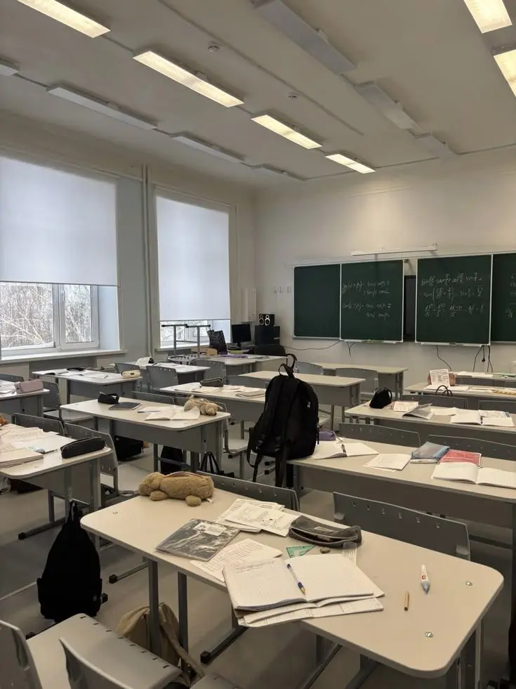 IllWharf7337의 Liberty High School