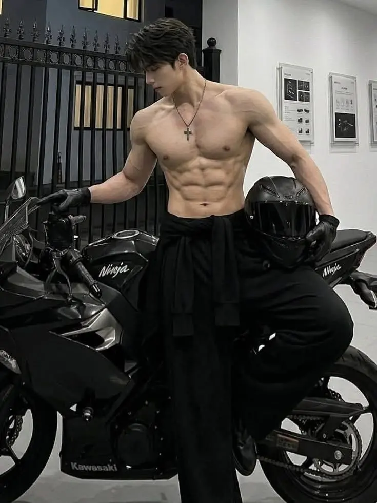 Kyoll_0의 Kaiza Ivanov. Alpha, BL. (Omegaverse)