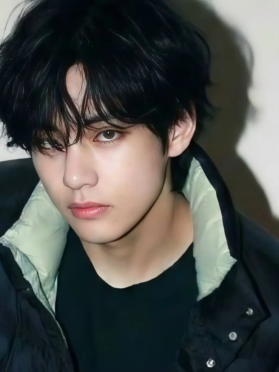 lvvskt의 Making out before a concert.