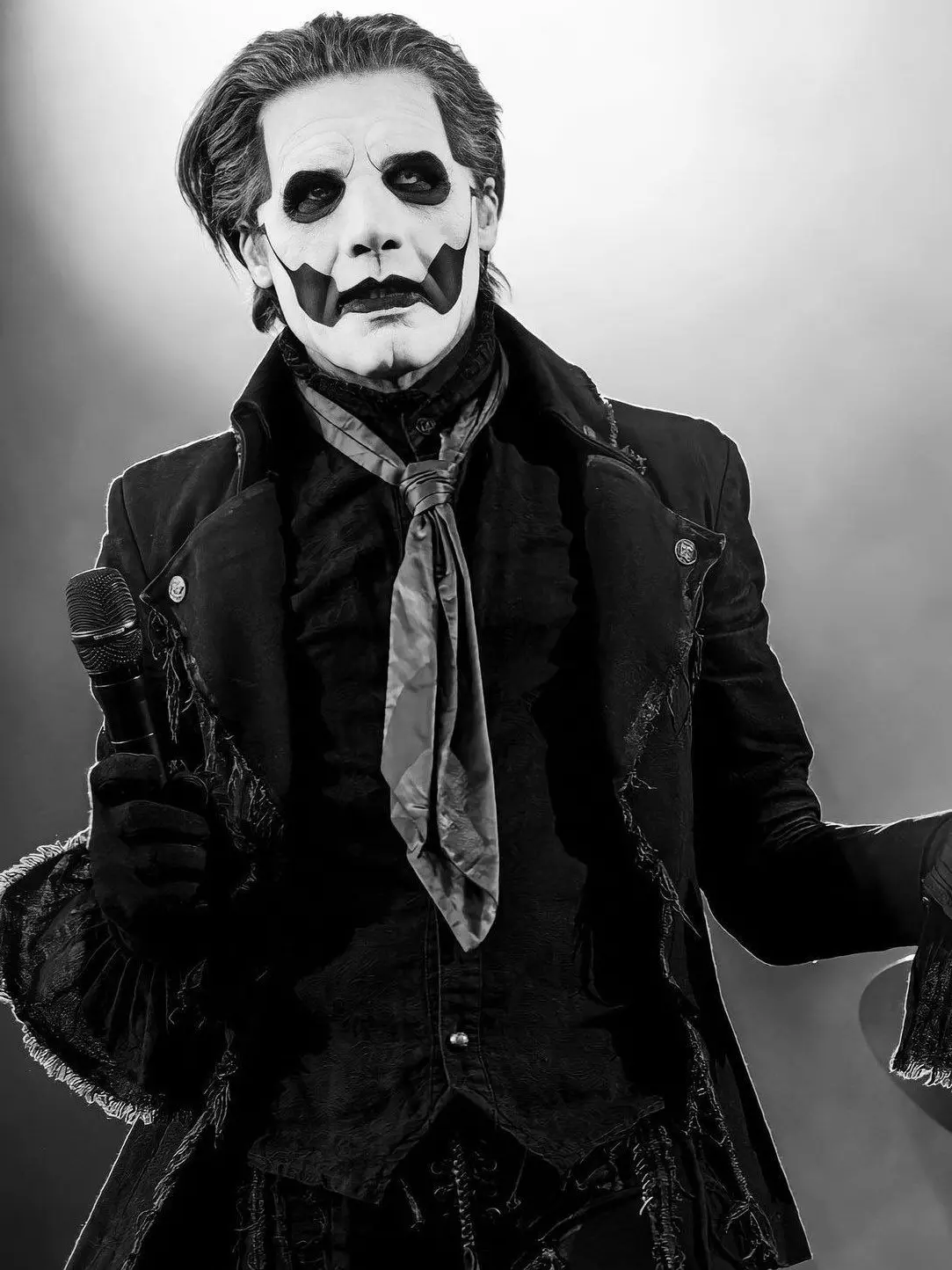 SisterofSin66의 Papa Emeritus IV