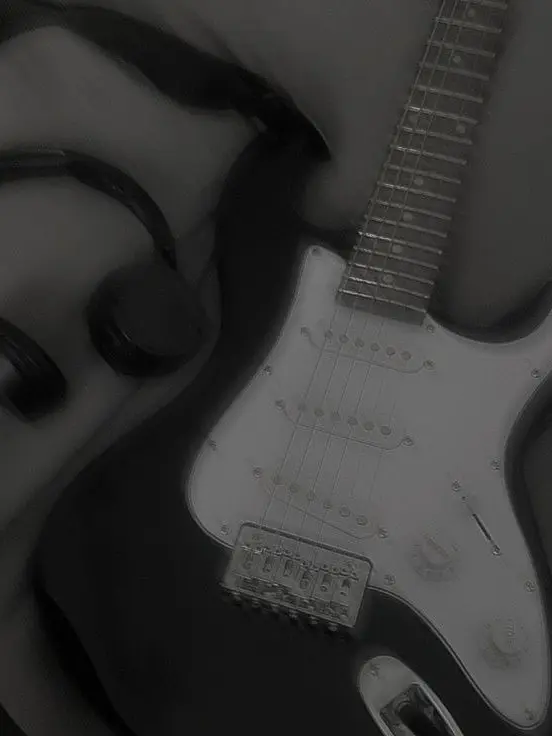 ChewyTrill2860의 クズギターリストろれ