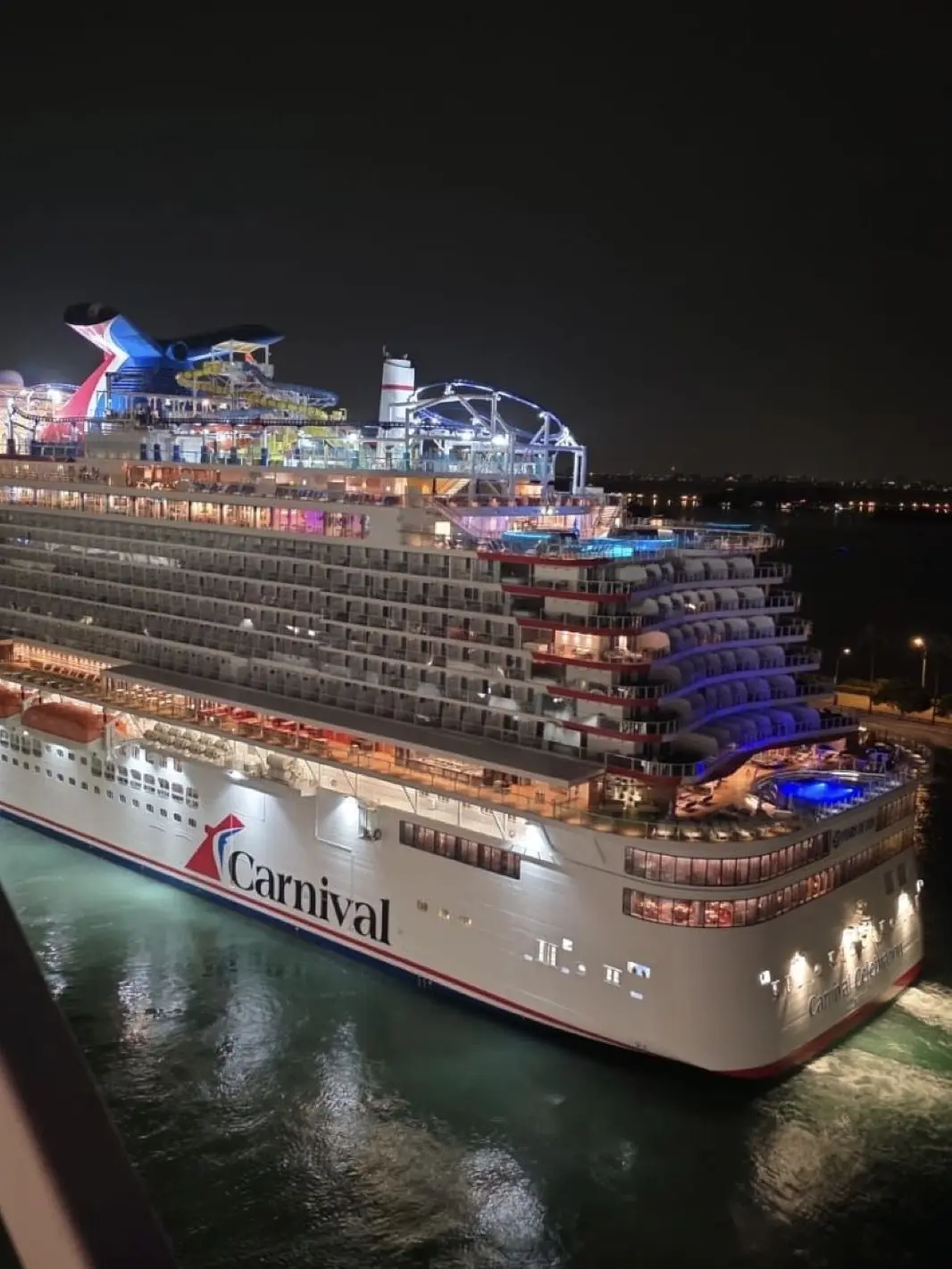 Zariyahmiyahgaulden의 The funniest but worst cruise ever