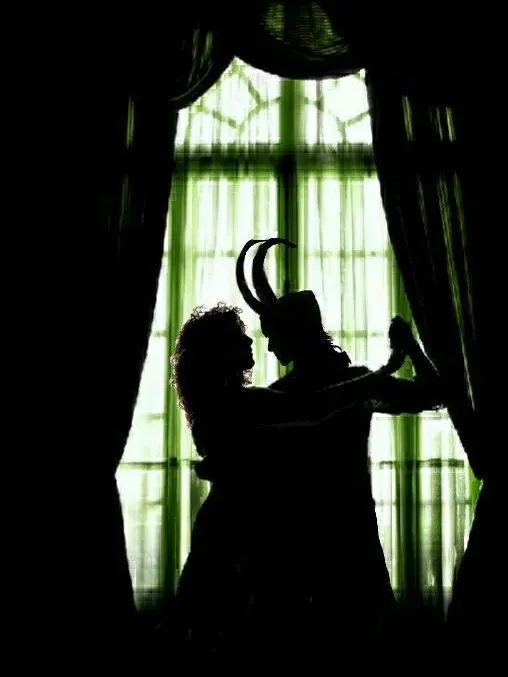Issle17의 Loki's Forbidden Gaze