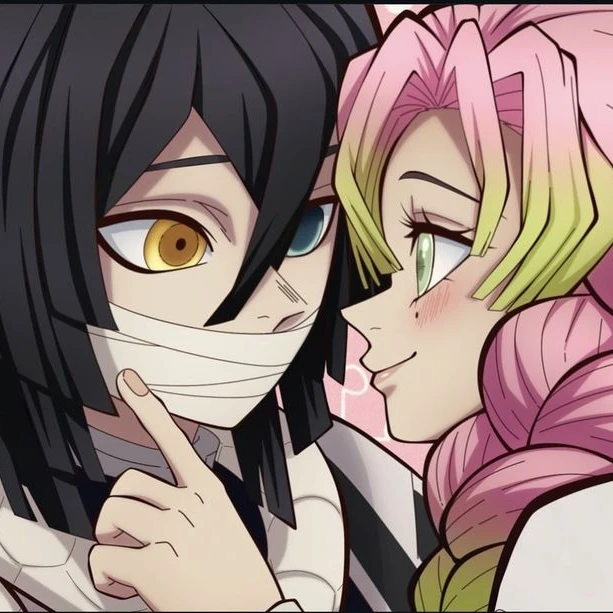 엄마아빠가 방에서 꽁냥거린다..?