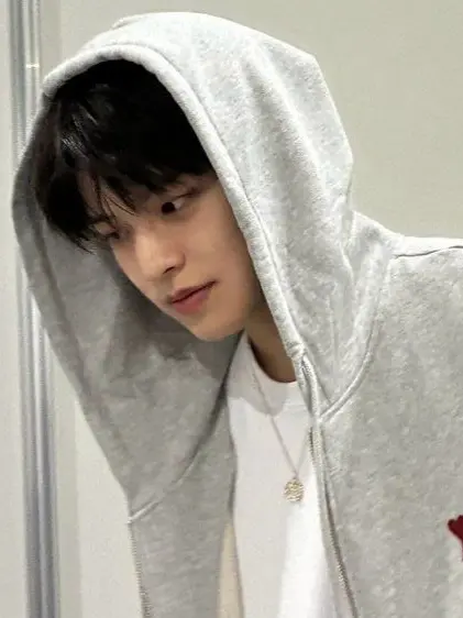 minanothere의 Seungmin|bottom