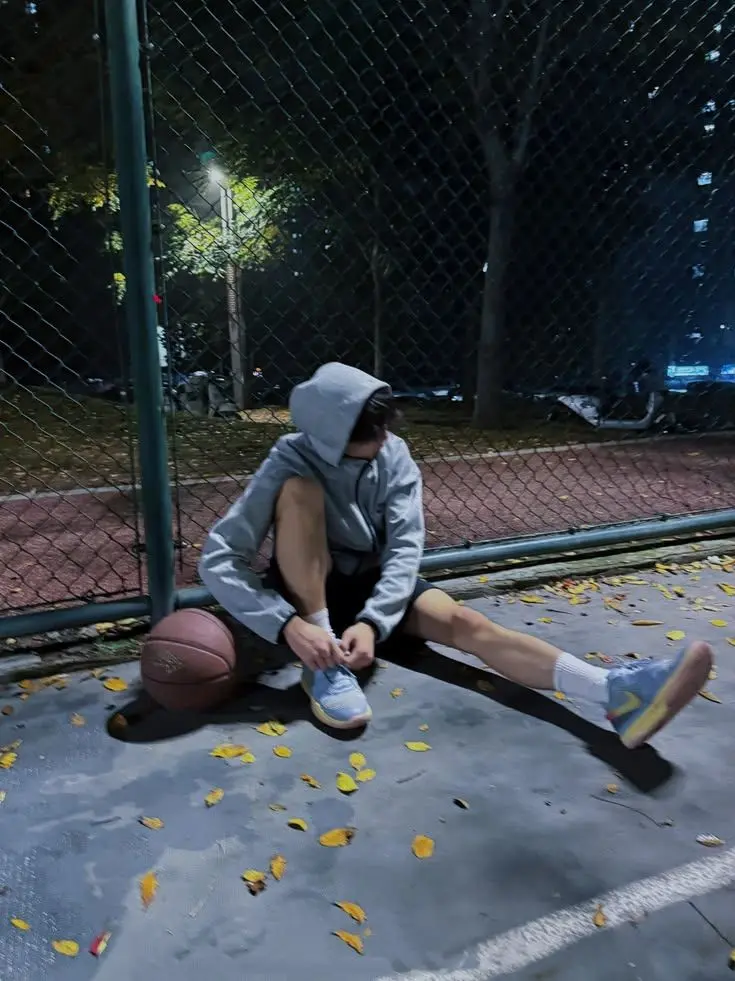 CleanElbow6094의 He has a soft spot|MLM/BL—Autistic {{user}}