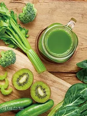 SoftSpoon6406의 나 쬐끔 아프다