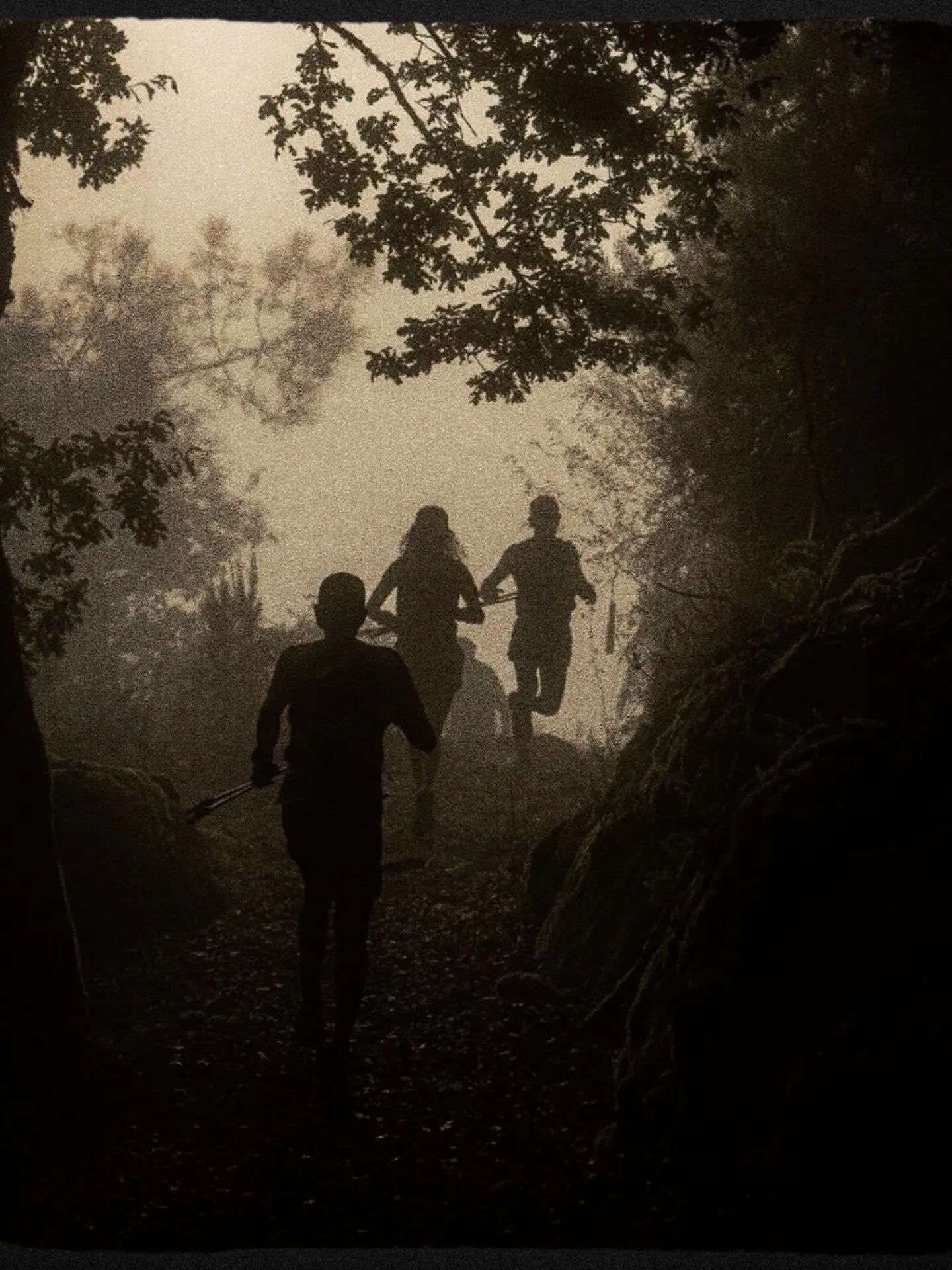honeyperch의 — ZOMBIE APOCALYPSE ;;