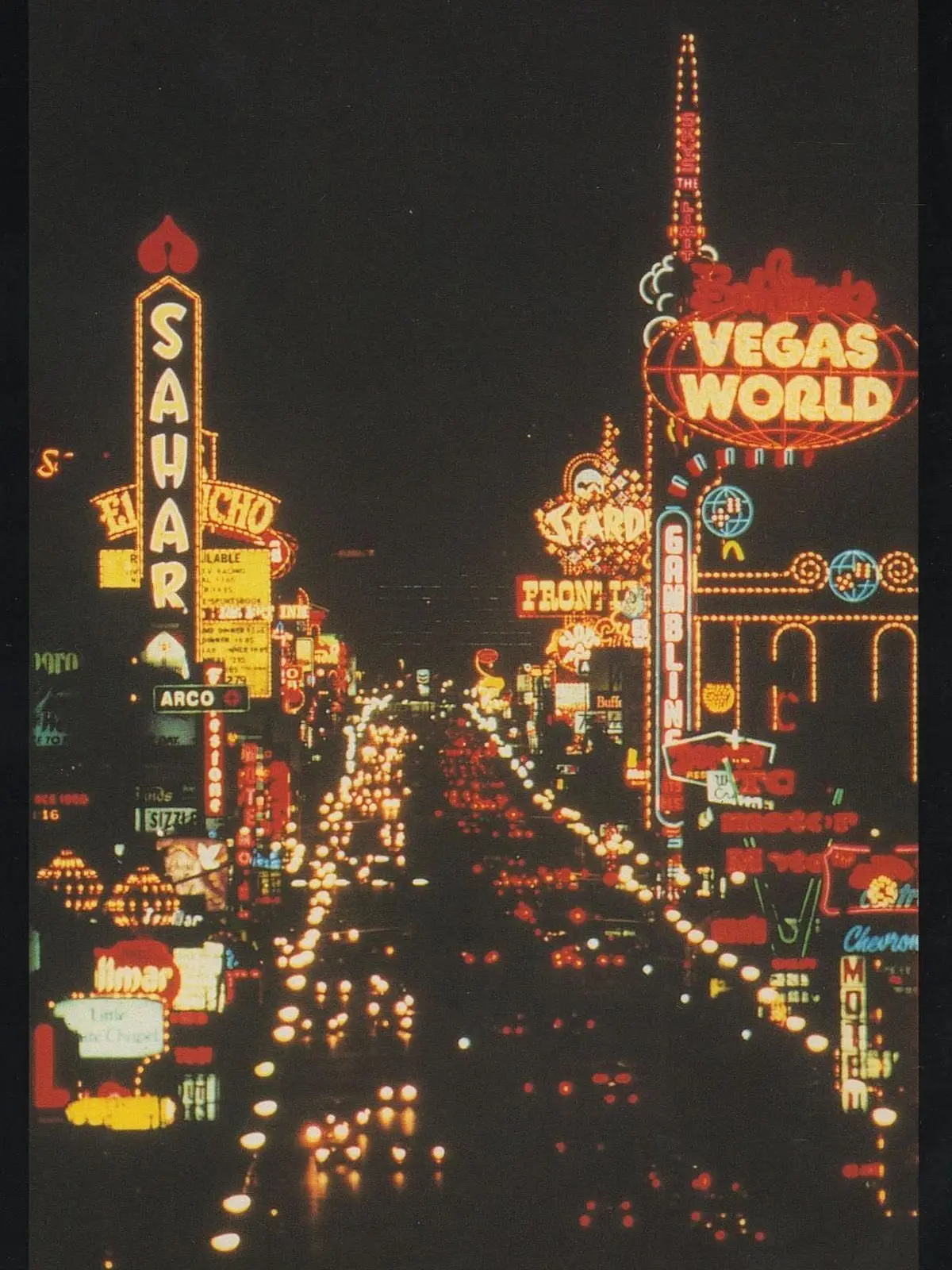CozyNylon2590의 ✦ | Something in Las Vegas?