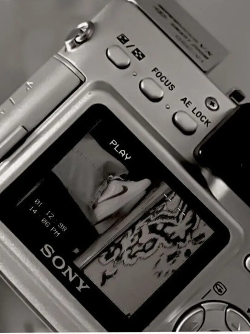 ski_0404의 Strange Neighbor💍