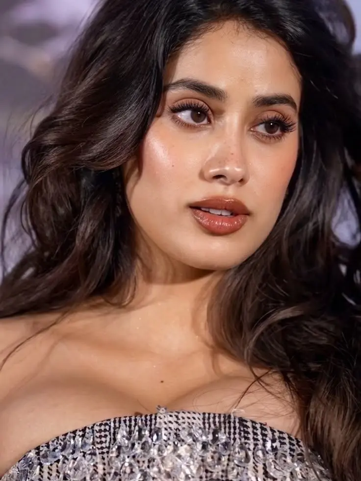 PorousLens0839의 Jhanvi's ambition