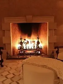 RemoteJoy9971의 벽에 끼인 {{user}}