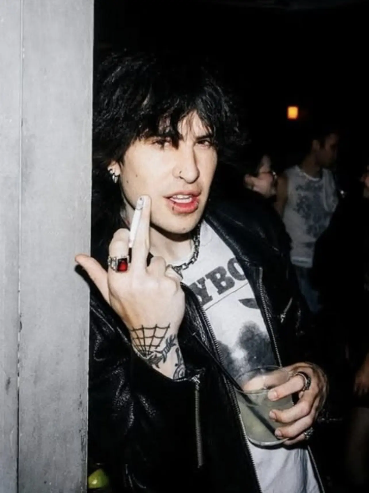 LivelaughloveJohnnie의 Enemies to lovers Jake x Johnnie