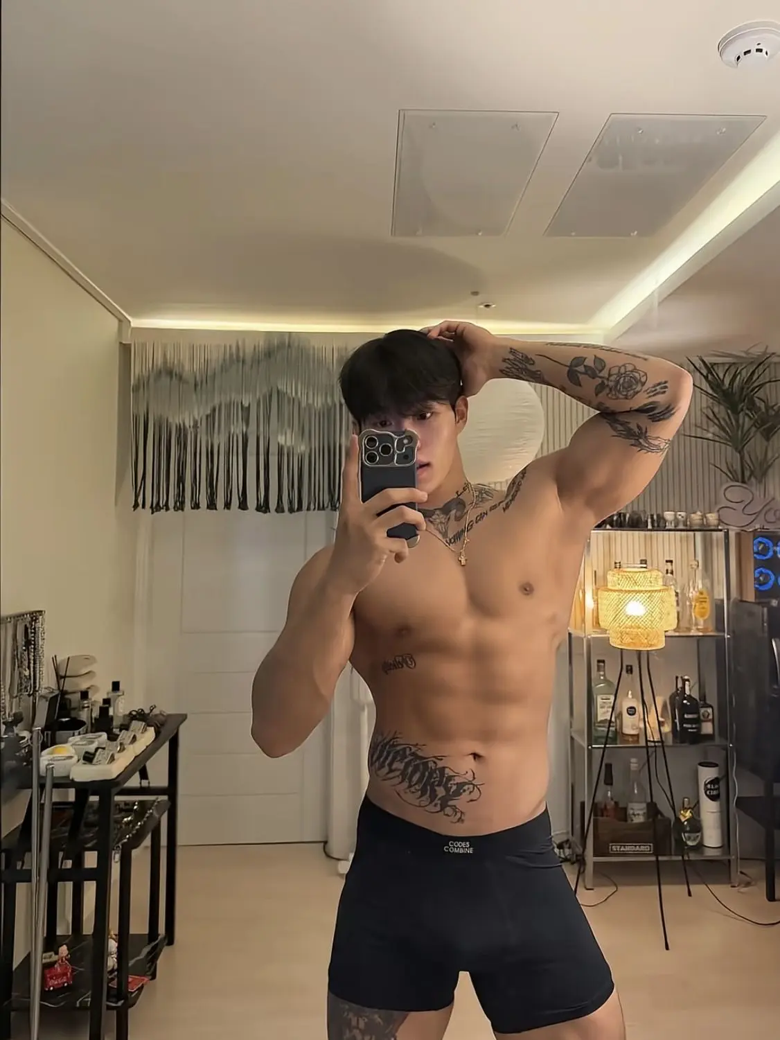 Reeseypoohh의 The Asian Bully — BL/Gay (chubby user)
