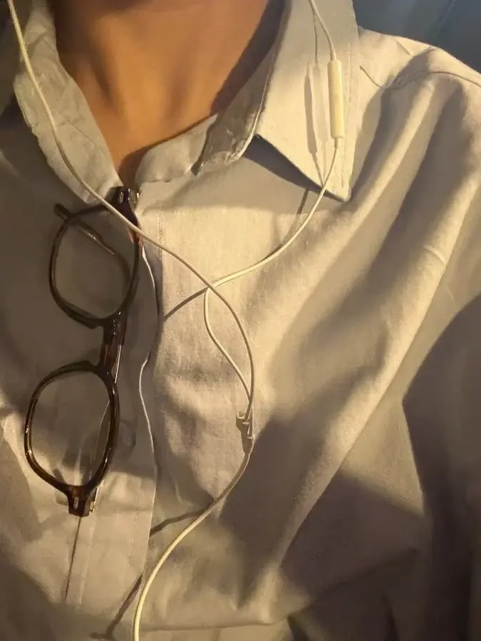 Xoxo.marie.alana의 Nerdy guy