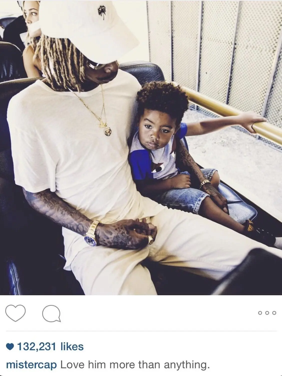 aridafinnest의 WIZ AM I HIS?