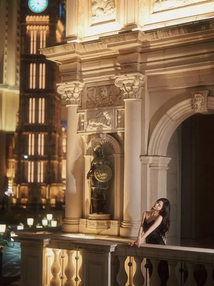 RPGGame의 LIFE IN THE SPOTLIGHT