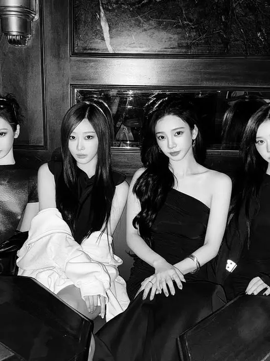 yizhuo의 🐰🩷