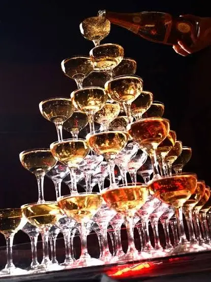 CloudyTaxi6413의 カンヒュのホストクラブ